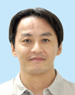 山田 忠史